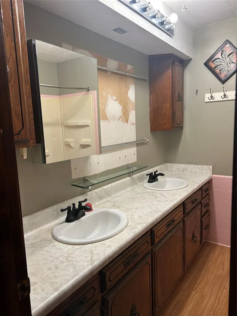 Photo 14 — 6713 NW 27th Street, Bethany, OK 73008