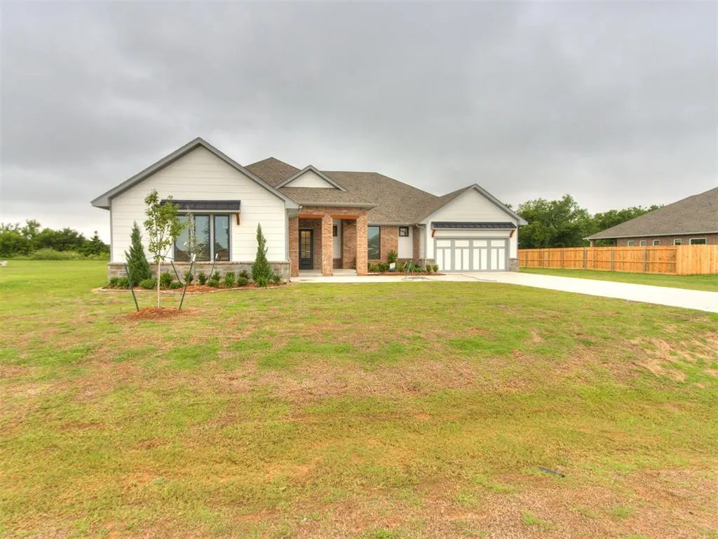 Front exterior — 4025 Great Redwood Road, Newcastle, OK 73072