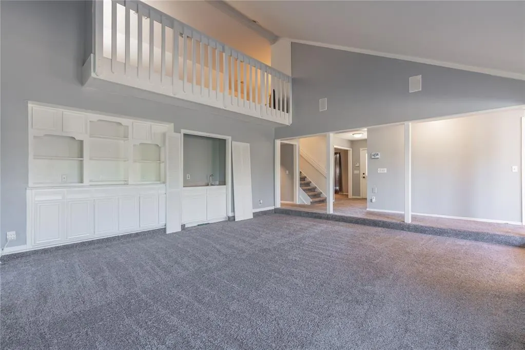 Photo 5 — 6209 Inland Road, Warr Acres, OK 73132