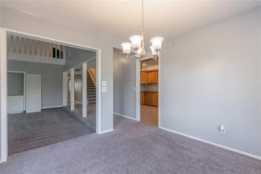 Photo 14 — 6209 Inland Road, Warr Acres, OK 73132