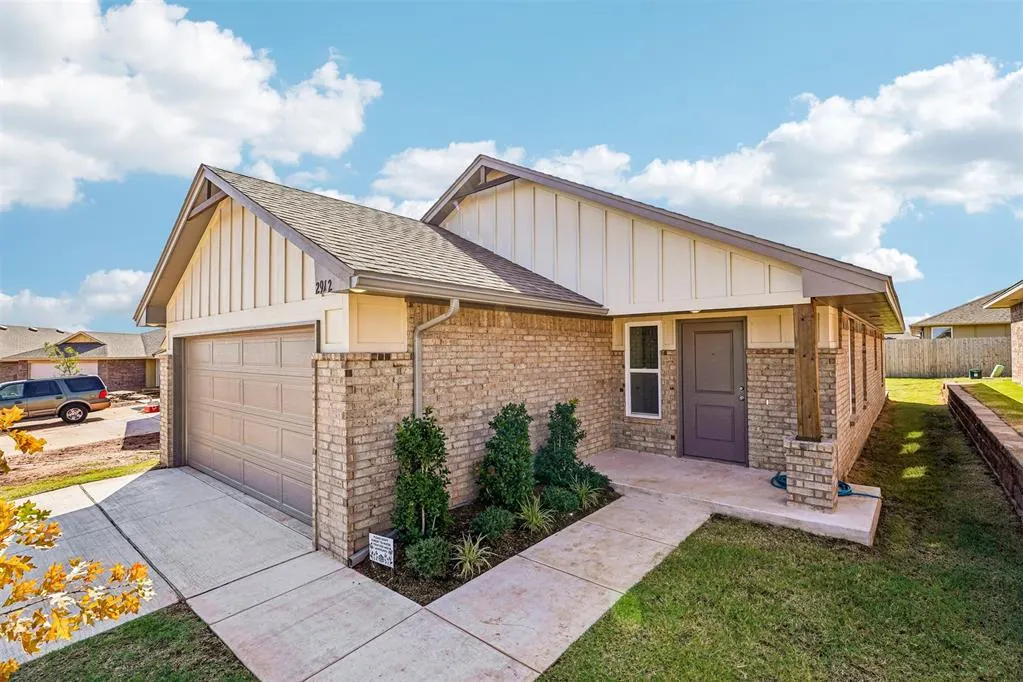 Photo 3 — 2912 NW 196th Place, Edmond, OK 73012
