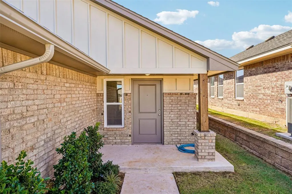Photo 4 — 2912 NW 196th Place, Edmond, OK 73012