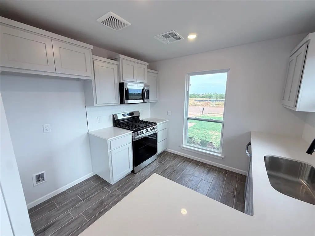 Photo 4 — 3024 NW 196th Street, Edmond, OK 73012