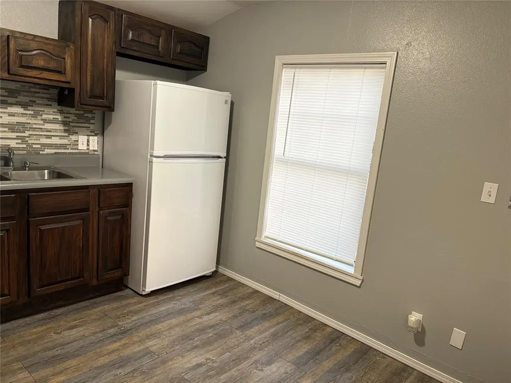 Photo 10 — 600 W Russell Avenue, Seminole, OK 74868