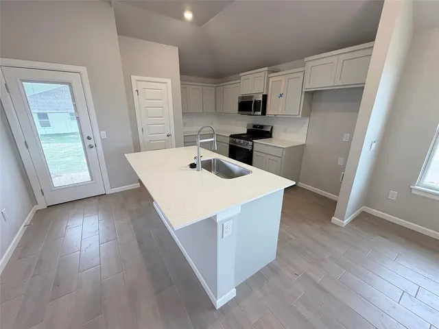 Photo 3 — 3028 NW 196th Street, Edmond, OK 73012