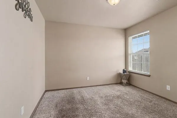 Photo 16 — 12372 SW 6th Street, Yukon, OK 73099