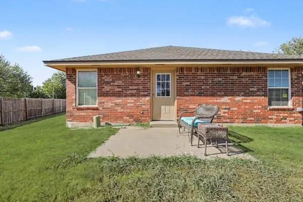 Photo 17 — 12372 SW 6th Street, Yukon, OK 73099