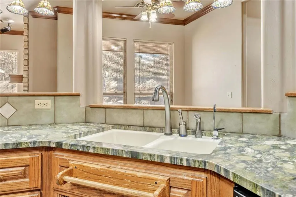 Photo 10 — 11850 S Broadway, Edmond, OK 73034