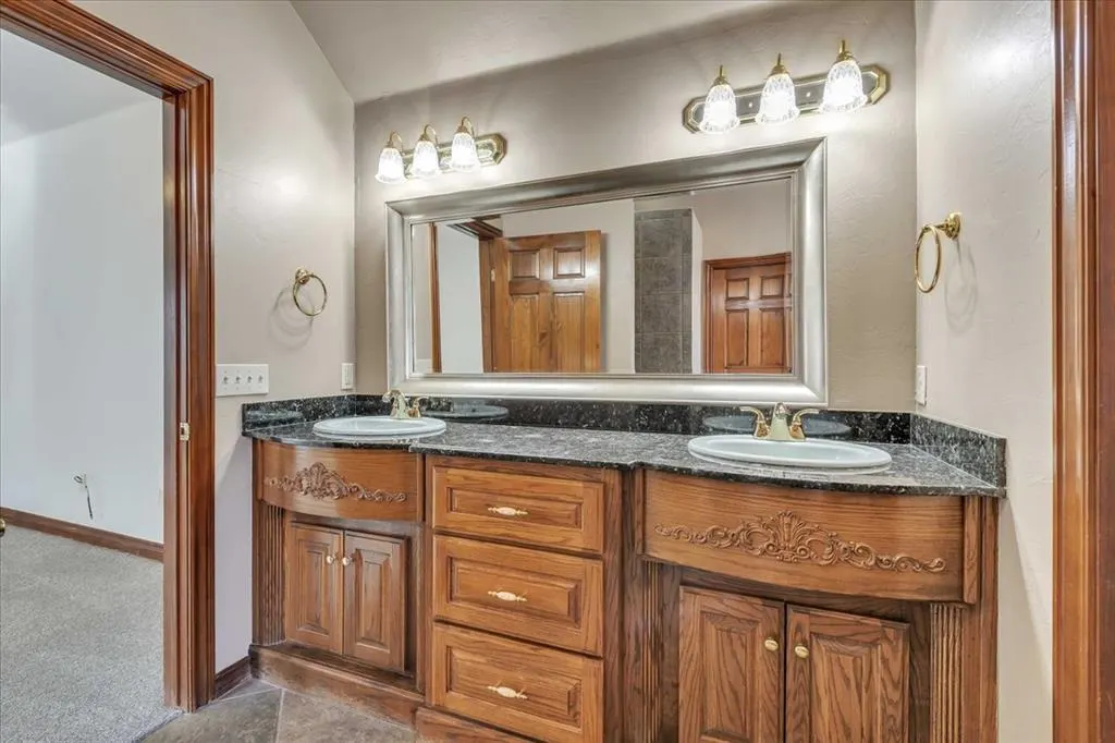Photo 22 — 11850 S Broadway, Edmond, OK 73034