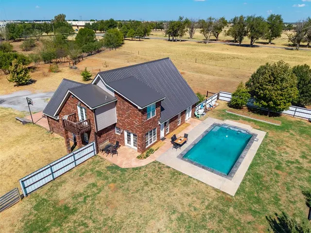 Photo 7 — 1120 N 7th Street, Fort Cobb, OK 73038
