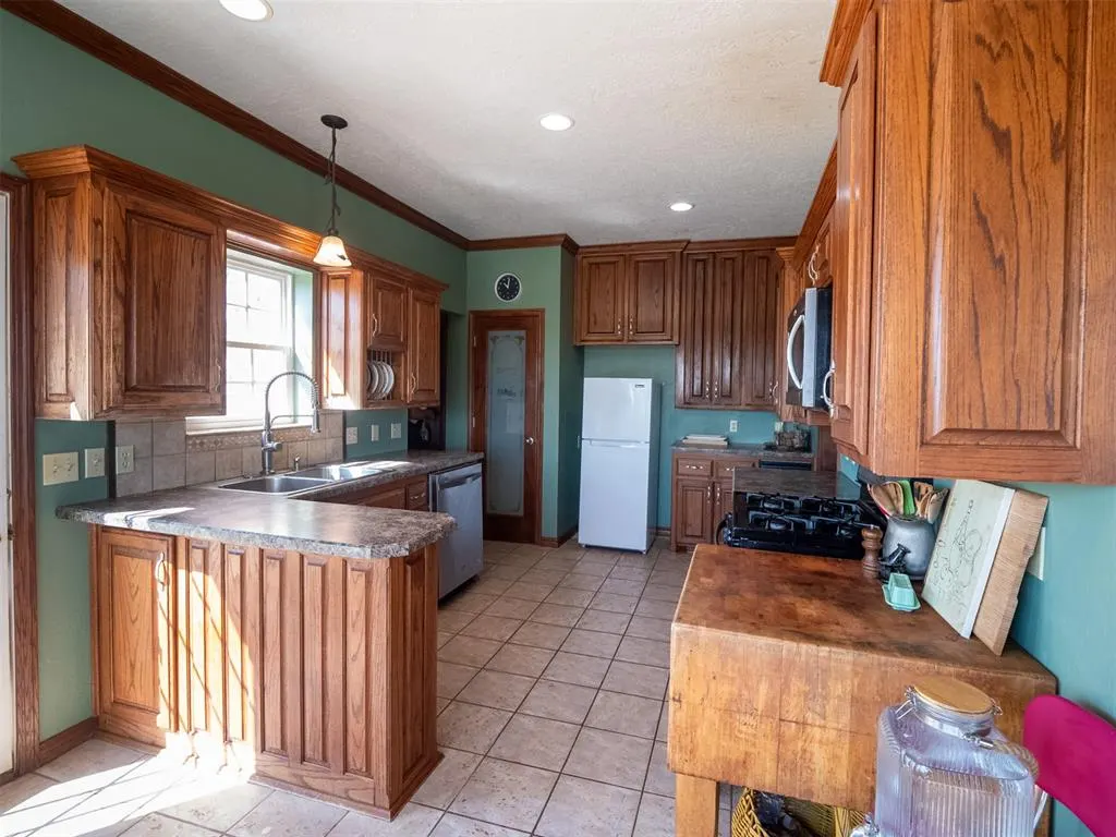 Photo 22 — 1120 N 7th Street, Fort Cobb, OK 73038