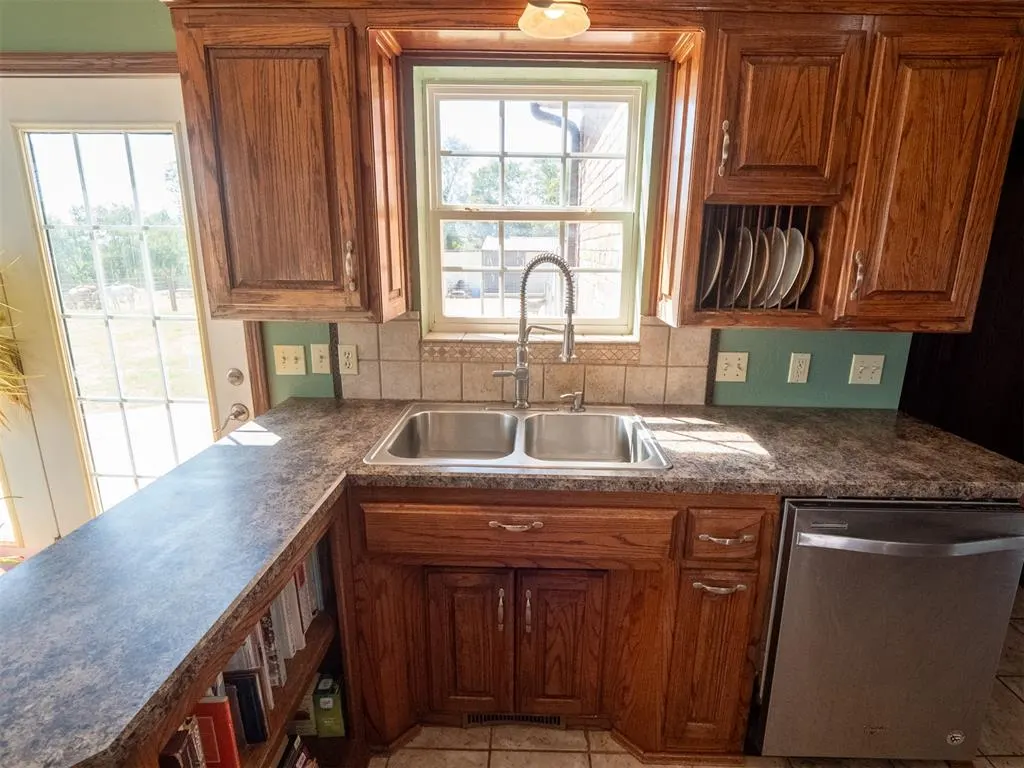 Photo 24 — 1120 N 7th Street, Fort Cobb, OK 73038