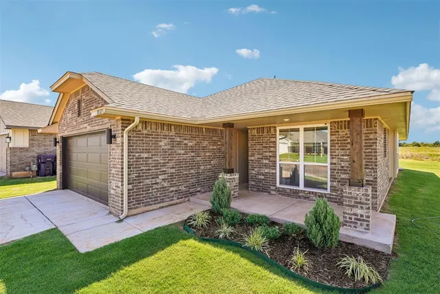 Photo 3 — 3032 NW 196th Place, Edmond, OK 73012