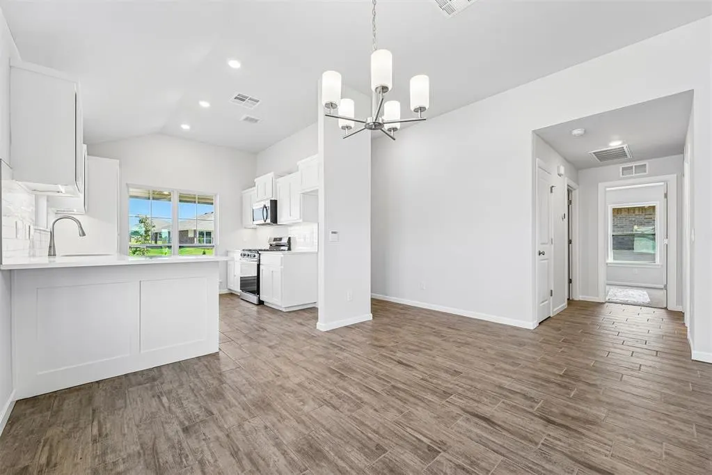 Photo 9 — 3032 NW 196th Place, Edmond, OK 73012