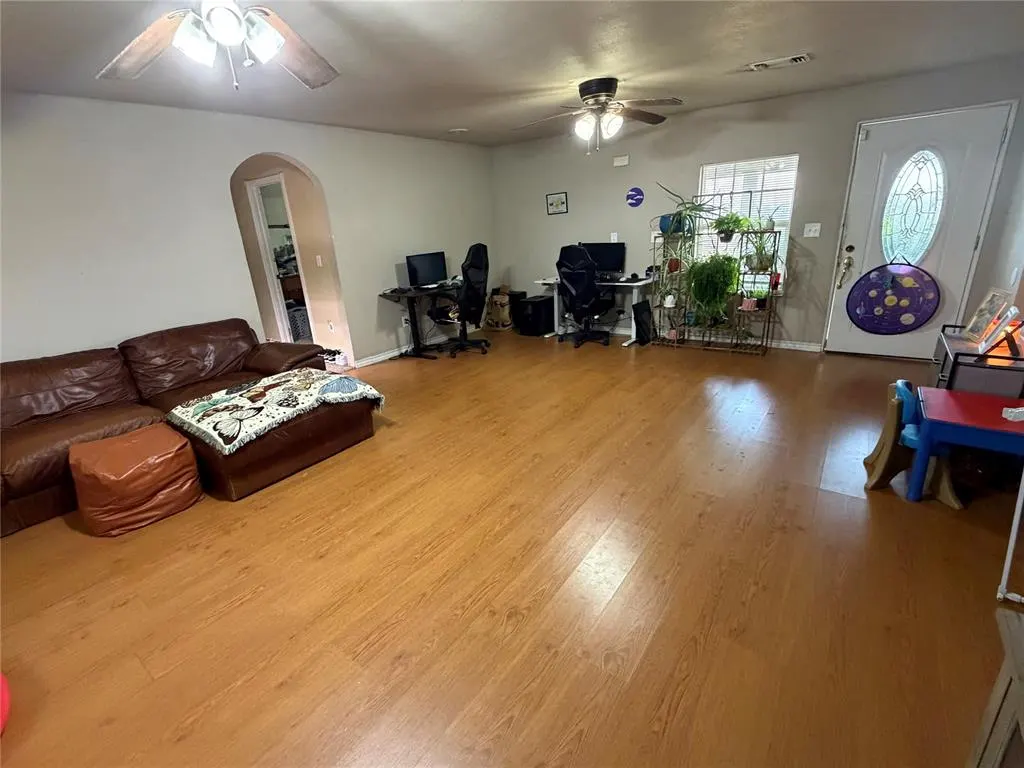 Photo 4 — 921 E Highway 19, Chickasha, OK 73018