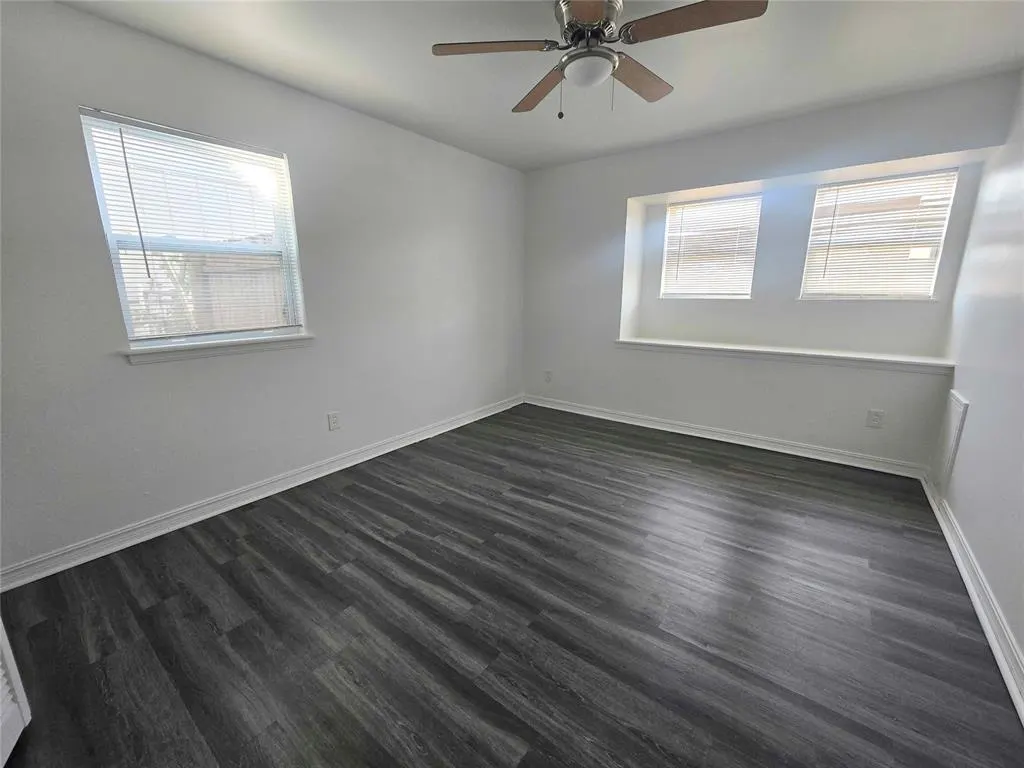 Photo 11 — 3325 Beechwood Drive, Oklahoma City, OK 73115