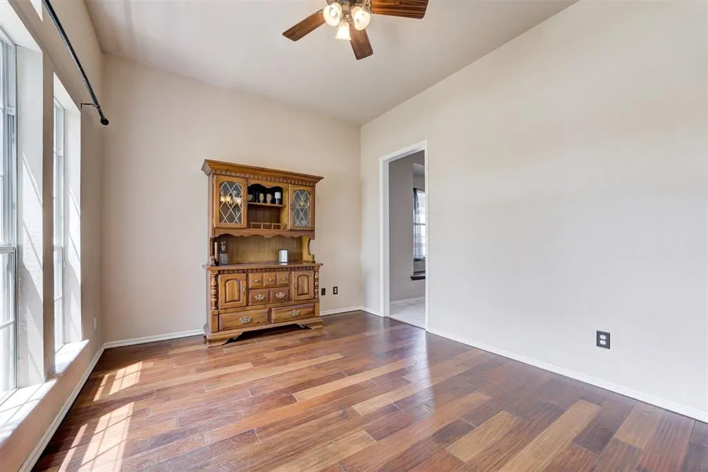 Photo 11 — 15600 Sandstone Terrace, Oklahoma City, OK 73170