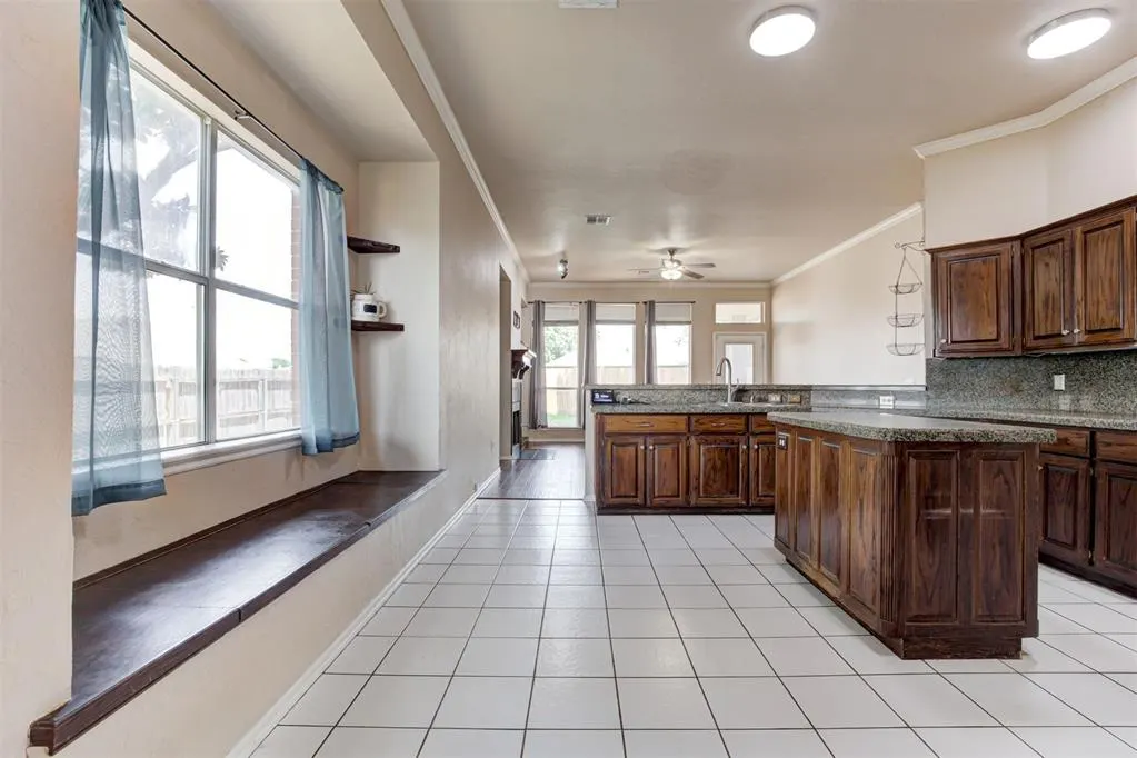 Photo 13 — 15600 Sandstone Terrace, Oklahoma City, OK 73170