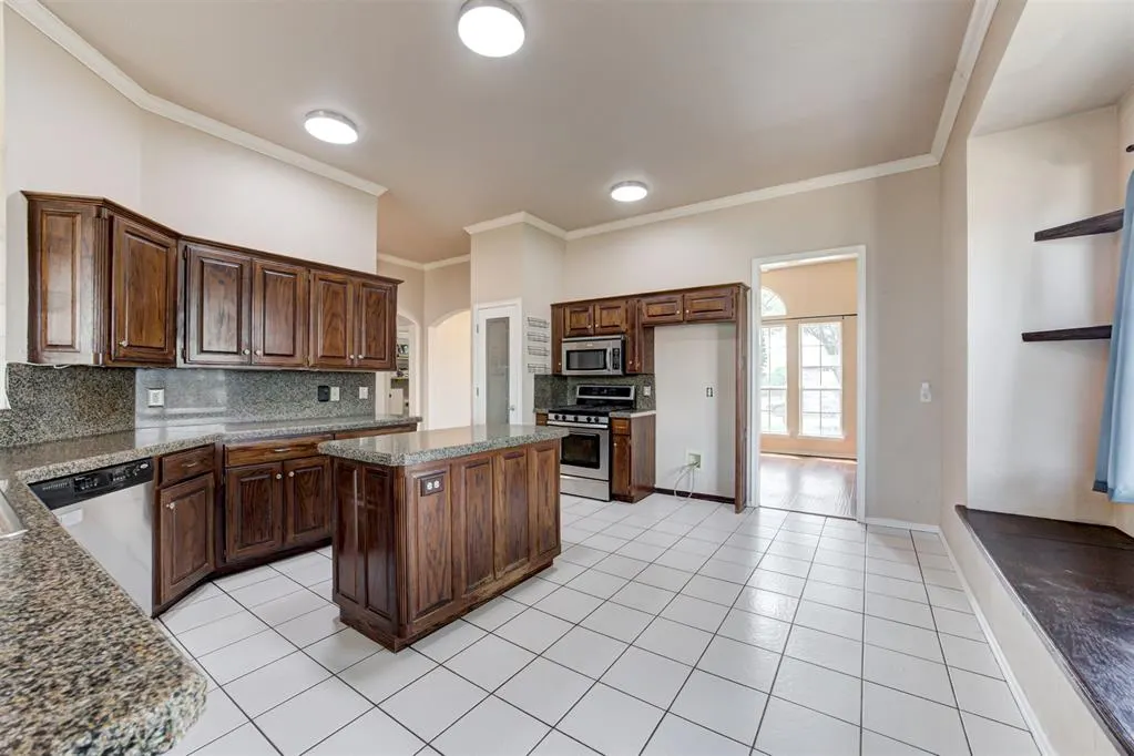 Photo 16 — 15600 Sandstone Terrace, Oklahoma City, OK 73170