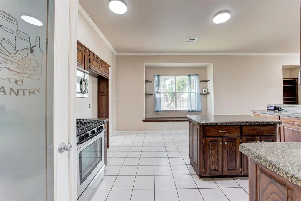 Photo 21 — 15600 Sandstone Terrace, Oklahoma City, OK 73170