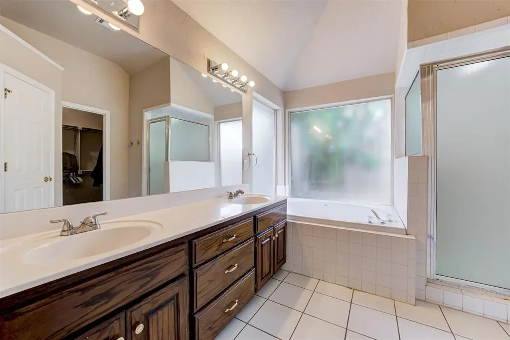 Photo 27 — 15600 Sandstone Terrace, Oklahoma City, OK 73170