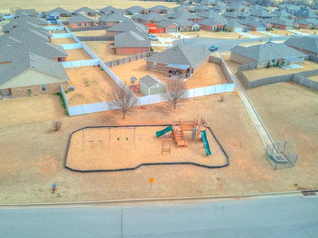Photo 8 — 1643 Addington Road, Newcastle, OK 73065