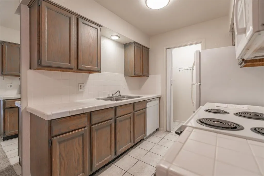 Photo 14 — 4400 N Hemingway Drive 134, Oklahoma City, OK 73118