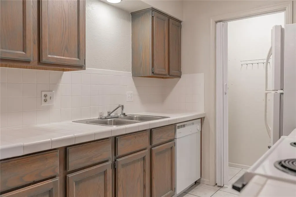 Photo 15 — 4400 N Hemingway Drive 134, Oklahoma City, OK 73118