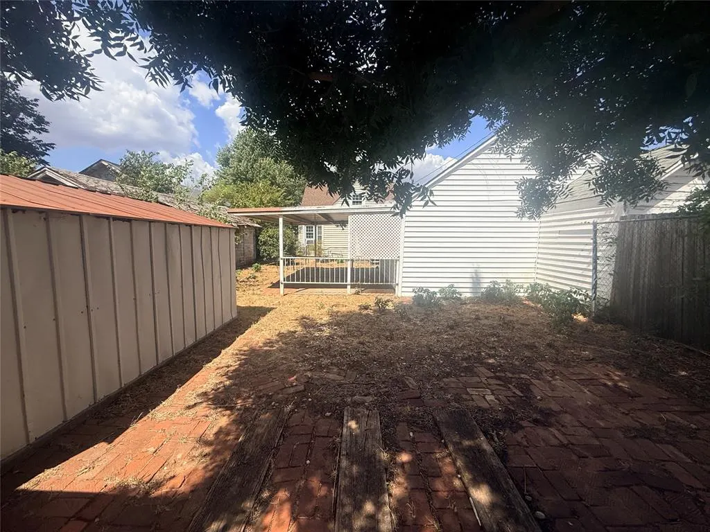 Photo 12 — 406 W Virginia Avenue, Anadarko, OK 73005