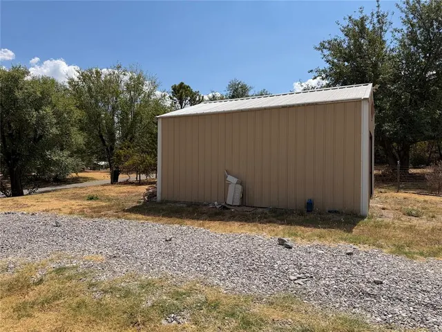 Photo 3 — 507 E 7th Street, Cement, OK 73017