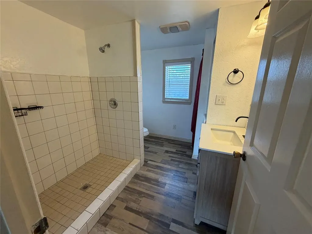 Photo 15 — 507 E 7th Street, Cement, OK 73017