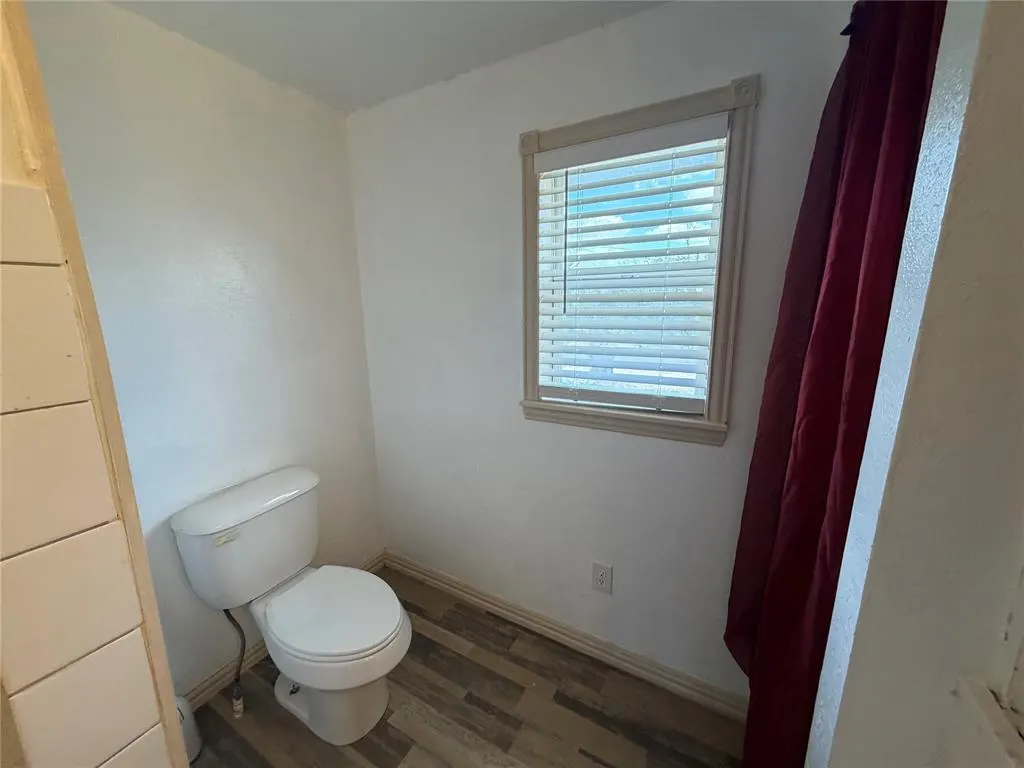 Photo 17 — 507 E 7th Street, Cement, OK 73017