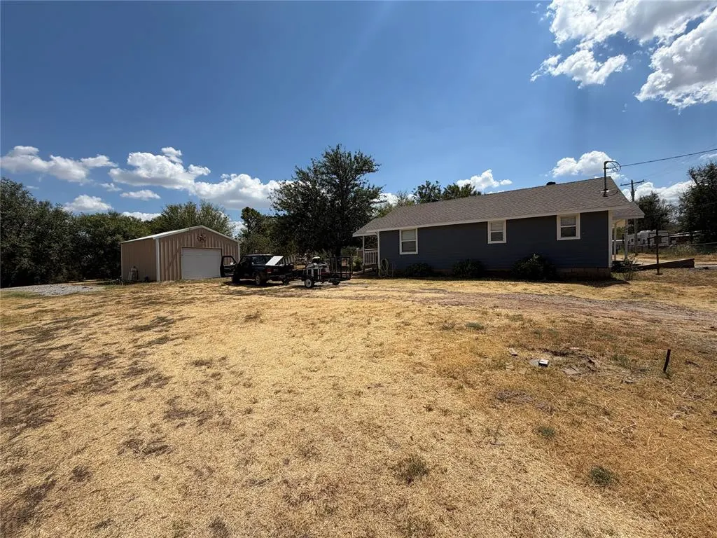 Photo 25 — 507 E 7th Street, Cement, OK 73017