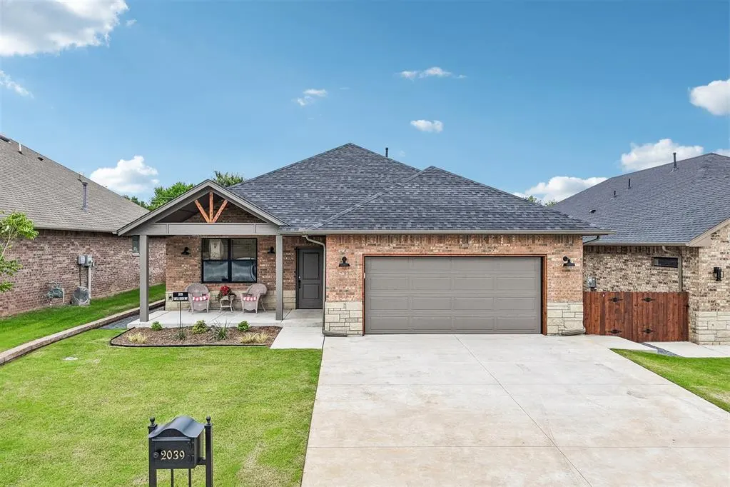 Photo 38 — 2039 Turtle Creek Way, Norman, OK 73071
