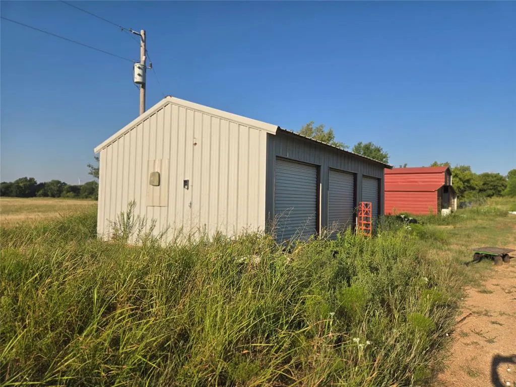 Photo 12 — 4760 E Bender Road, Newkirk, OK 74647