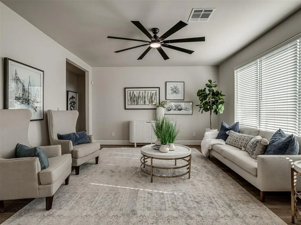Photo 8 — 1237 E Stetson Lane, Mustang, OK 73064