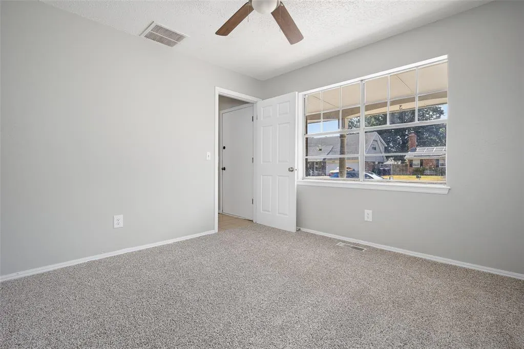 Photo 14 — 1233 SW 91st Street, Oklahoma City, OK 73139