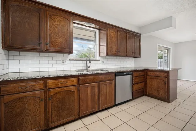 Photo 2 — 1233 SW 91st Street, Oklahoma City, OK 73139