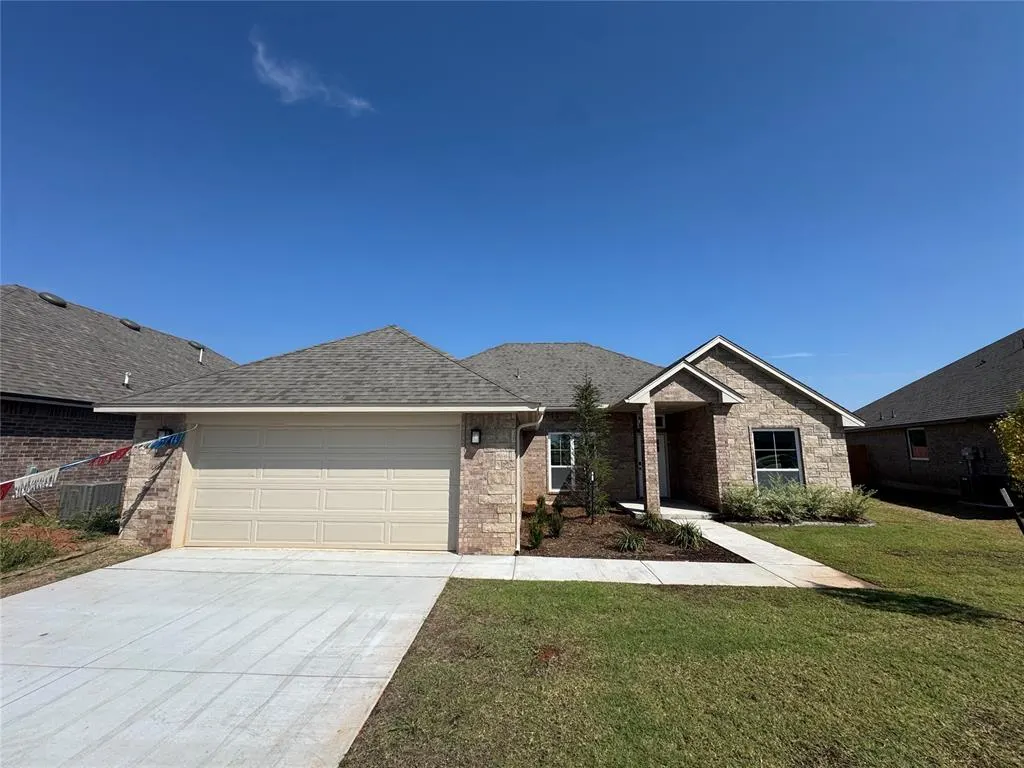 Front exterior — 13804 Klinsman Road, Piedmont, OK 73078