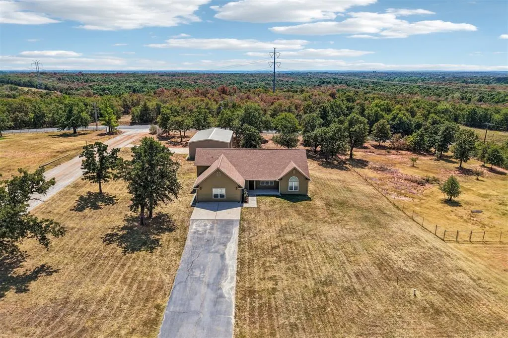 Front exterior — 17250 Cottonwood Court, Newalla, OK 74857