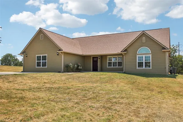 Photo 6 — 17250 Cottonwood Court, Newalla, OK 74857
