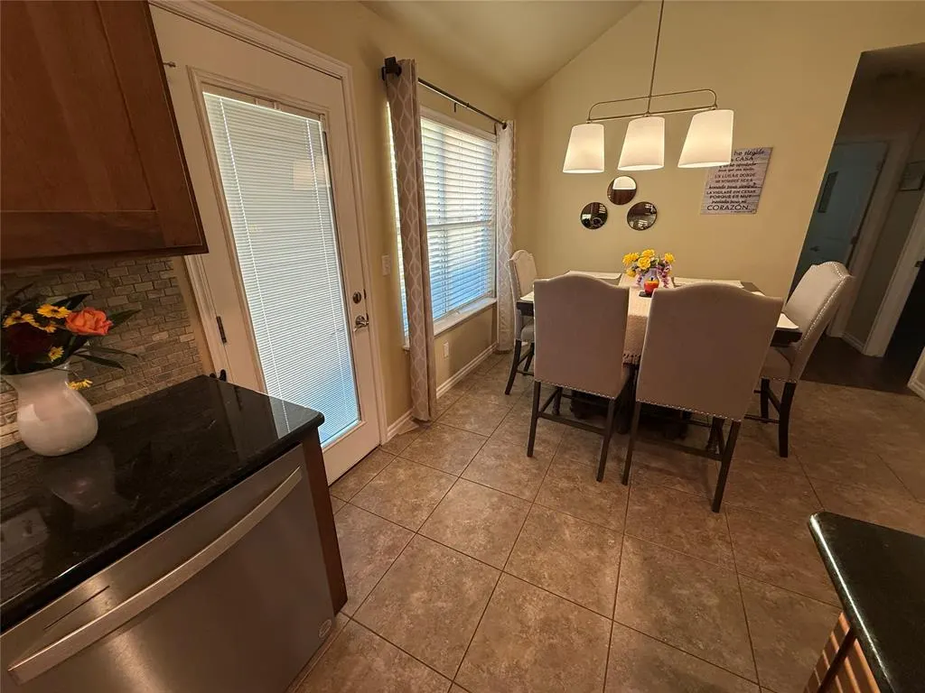 Photo 10 — 2220 Crooked Oak Drive, Shawnee, OK 74804