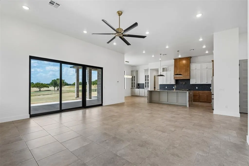 Photo 9 — 2219 WinterCreek Boulevard, Blanchard, OK 73010