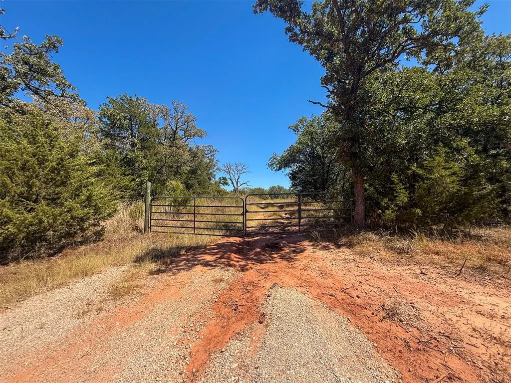 Photo 12 — 1920 Canyon Run Drive, Meridian, OK 73058