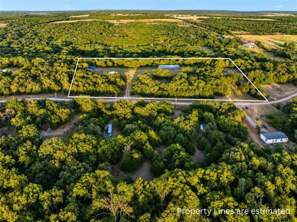 Photo 3 — 1920 Canyon Run Drive, Meridian, OK 73058