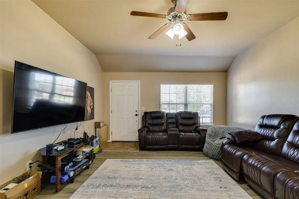Photo 12 — 9608 Lauren Drive, Oklahoma City, OK 73160