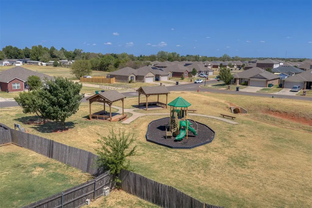 Photo 36 — 9608 Lauren Drive, Oklahoma City, OK 73160
