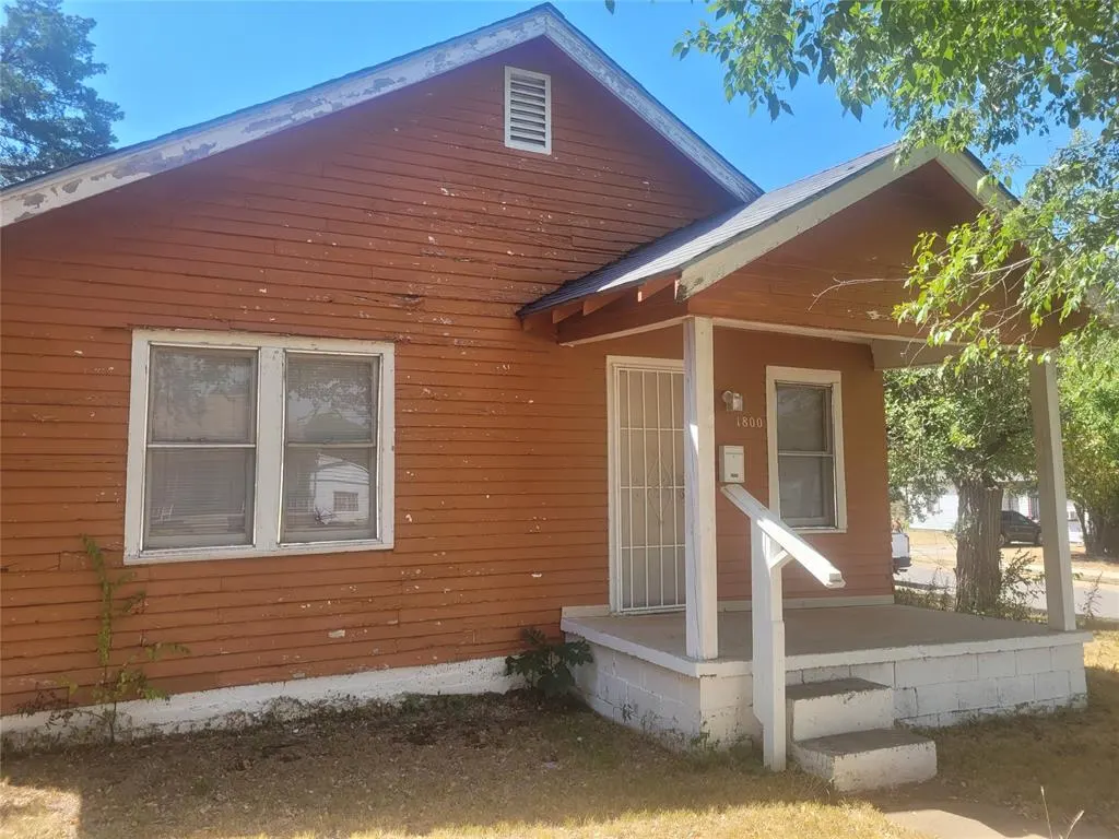 Photo 3 — 1800 NE 25th Street, Oklahoma City, OK 73111