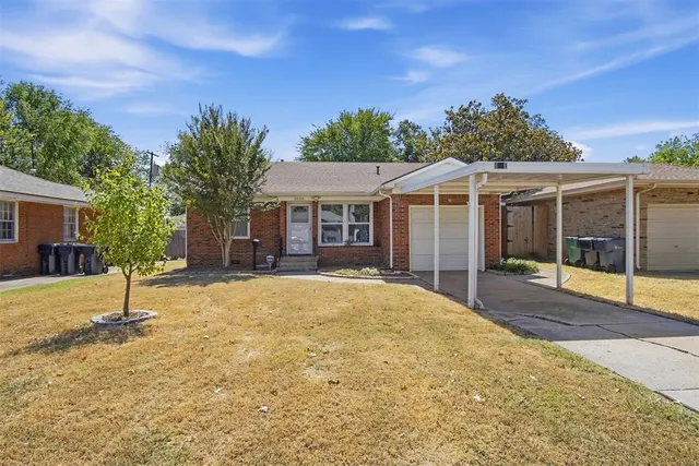 Photo 2 — 3224 NW 40th Street, Oklahoma City, OK 73112