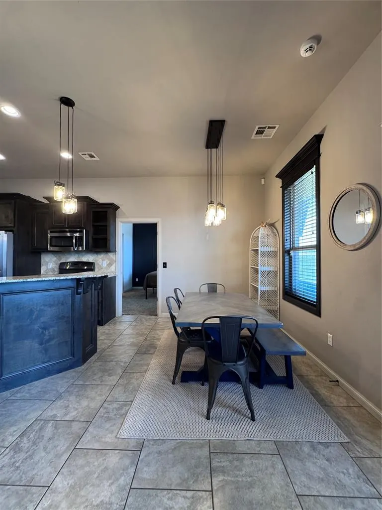 Photo 19 — 10700 SW 36th Street, Yukon, OK 73099